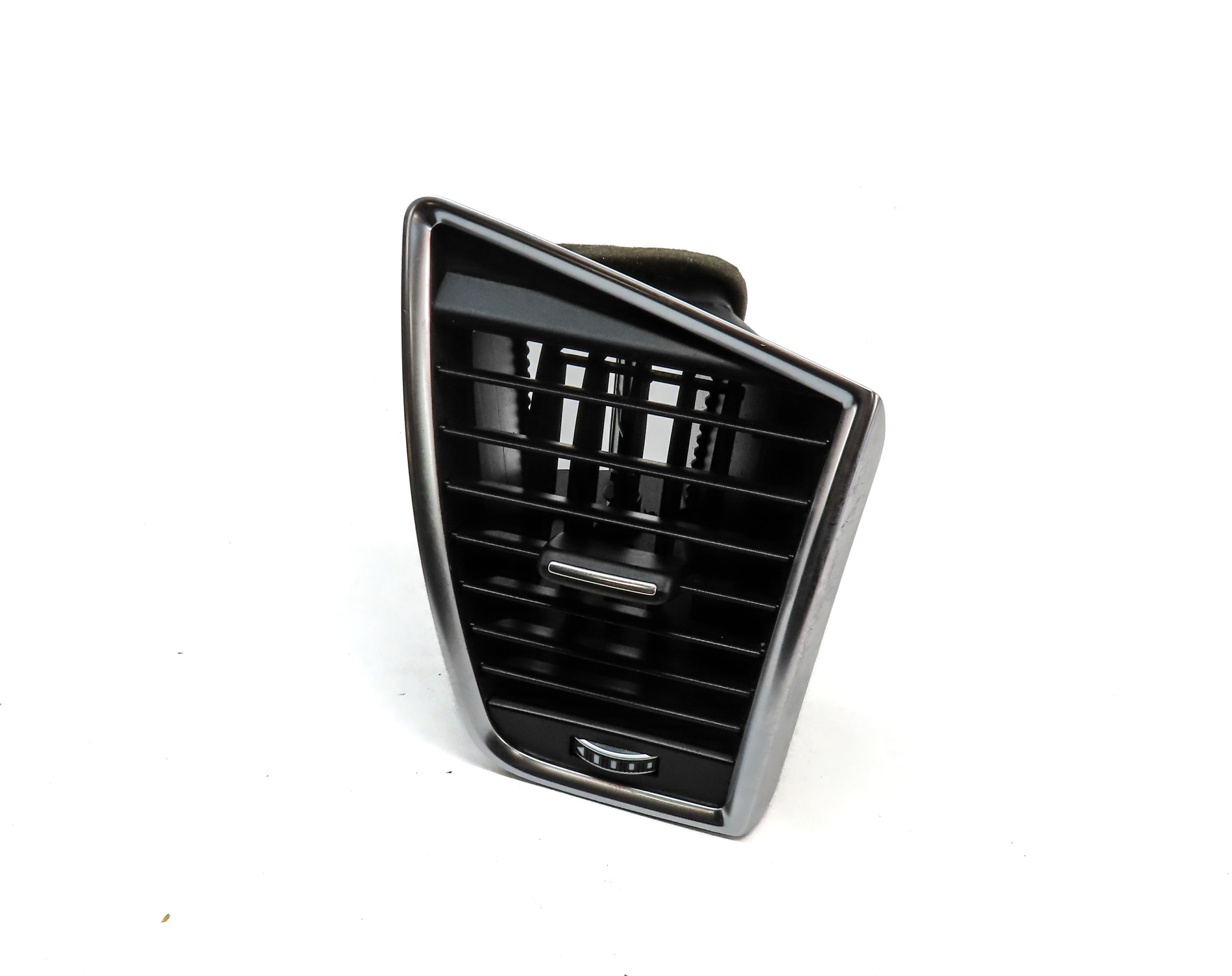 2014 AUDI SQ5 (B8 8R) FRONT RIGHT PASSENGER DASH HEAT AIR AC VENT (BLACK) — exact item pictured